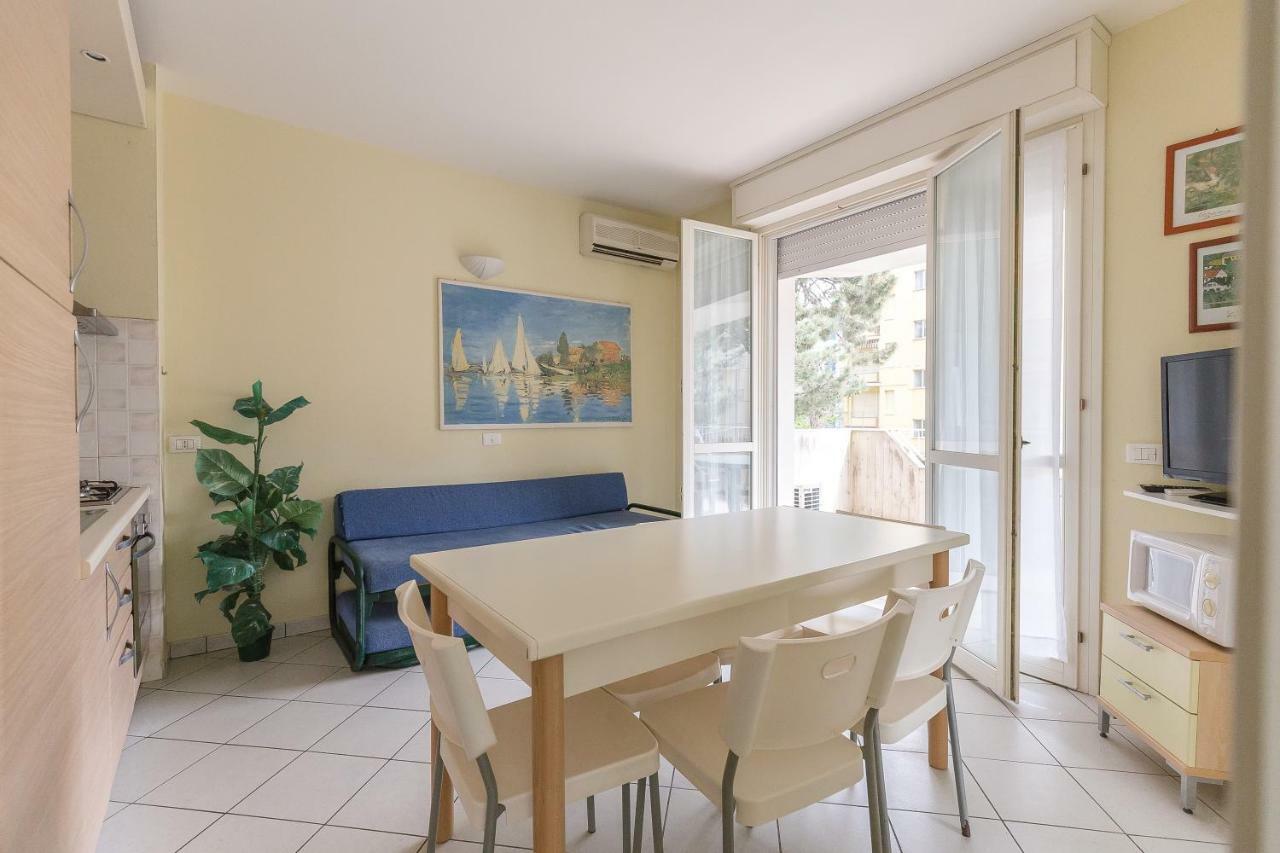 Sirena Apartments Llido Degli Estensi Ngoại thất bức ảnh