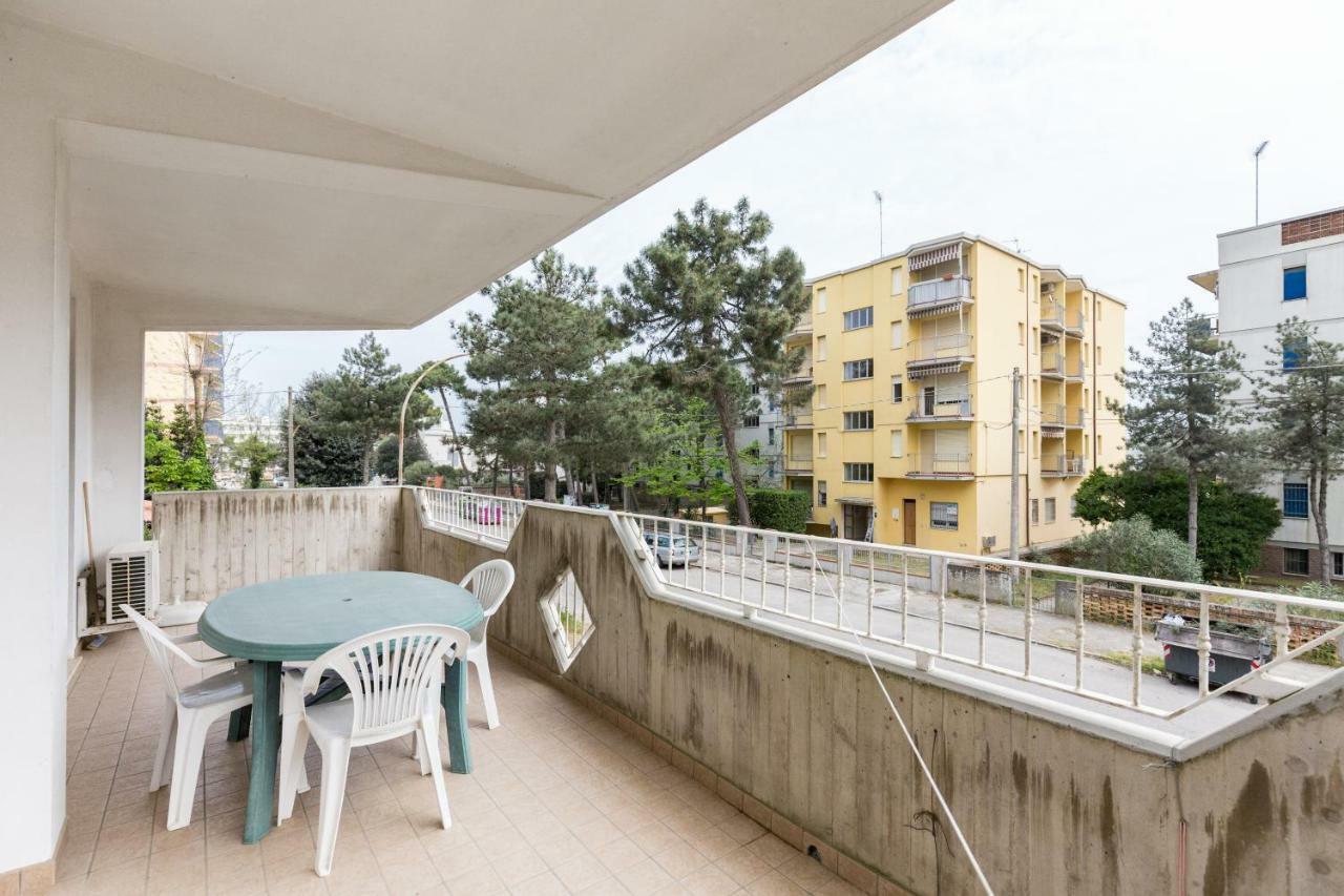 Sirena Apartments Llido Degli Estensi Ngoại thất bức ảnh